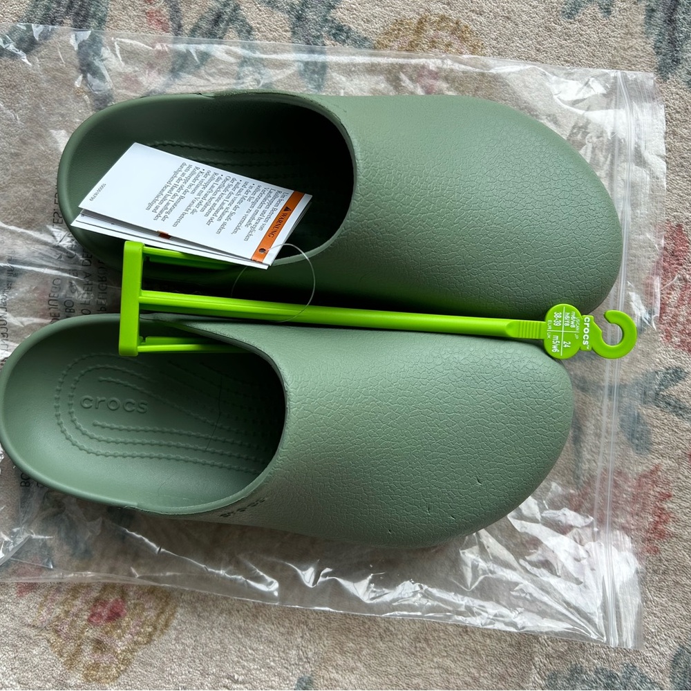 Croc slip-on clogs